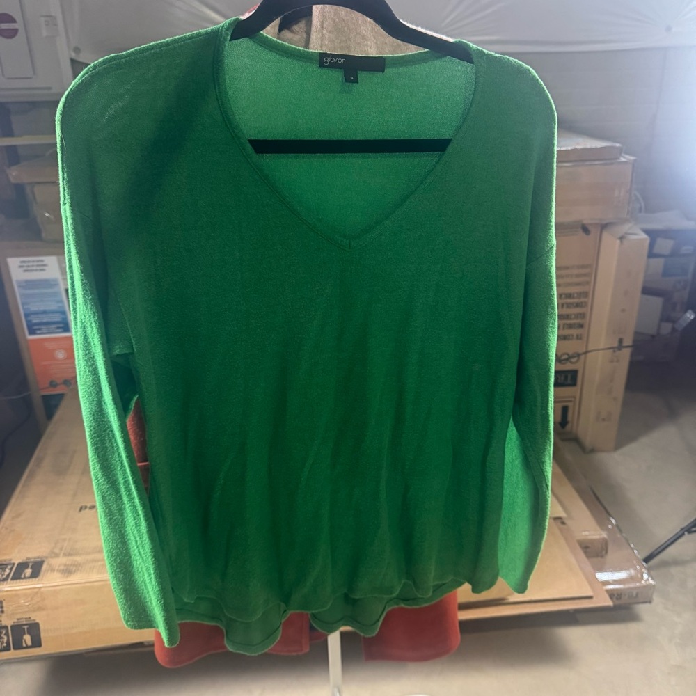 Gibson Bright Green V-Neck Women's Sweater